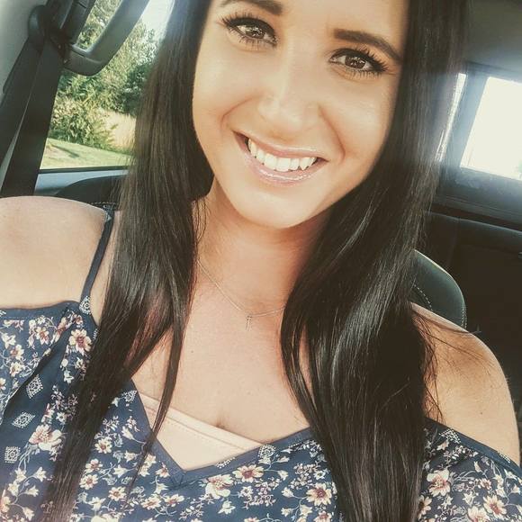Meet your Posher, Brittany - Picture 1 of 1